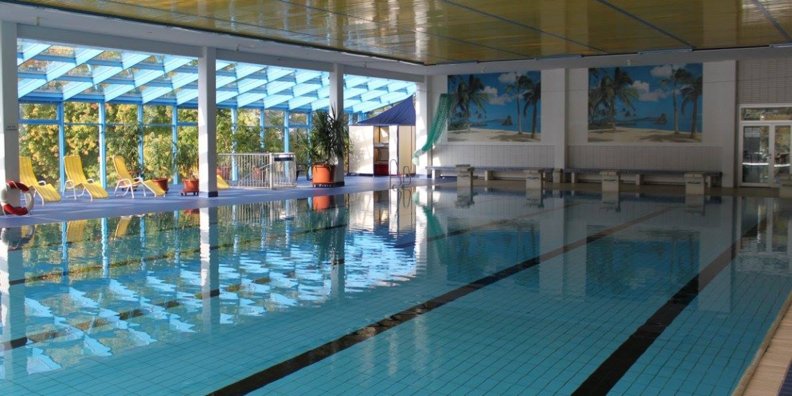 Hallenbad Friedrichsthal