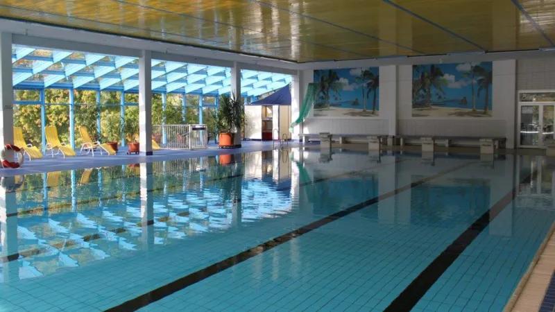 Hallenbad Friedrichsthal öffnet nicht wie geplant