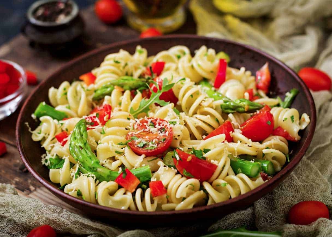 Ein leckerer Nudelsalat, frisch und fein!