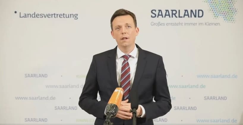 Tobias Hans beim Videostatement am Abend (14.10.2020) | Bild: Livestream Facebook