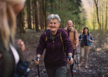 Wandern, Senioren, Barrierefrei