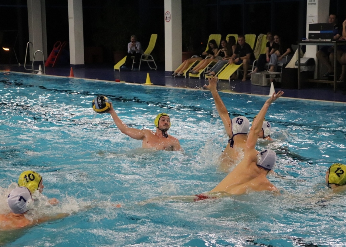 Yannis Künstle (am Ball) erzielte acht Treffer.