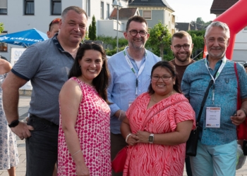 V.l.n.r.: Jörn Walter (SPD Friedrichsthal), Dr. Carolin Leberger, Reinhold Jost (Innenminister), Flora Schröder (MdL), Pascal Arweiler (MdL) & Bürgermeister Christian Jung (SPD)