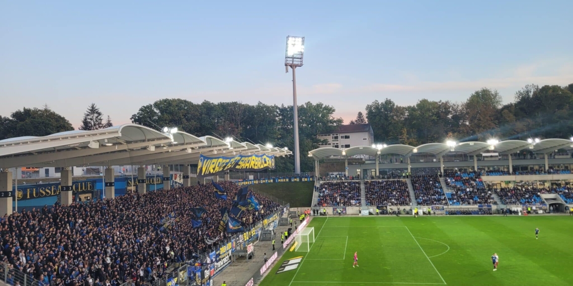 Flutlichtspiel zwischen 1. FC Saarbrücken - VfB Lübeck