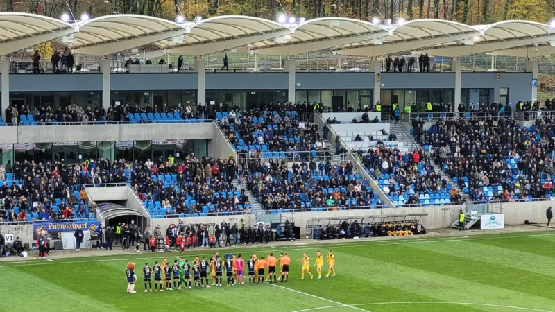 Saarbrücken kämpft Dresden nieder