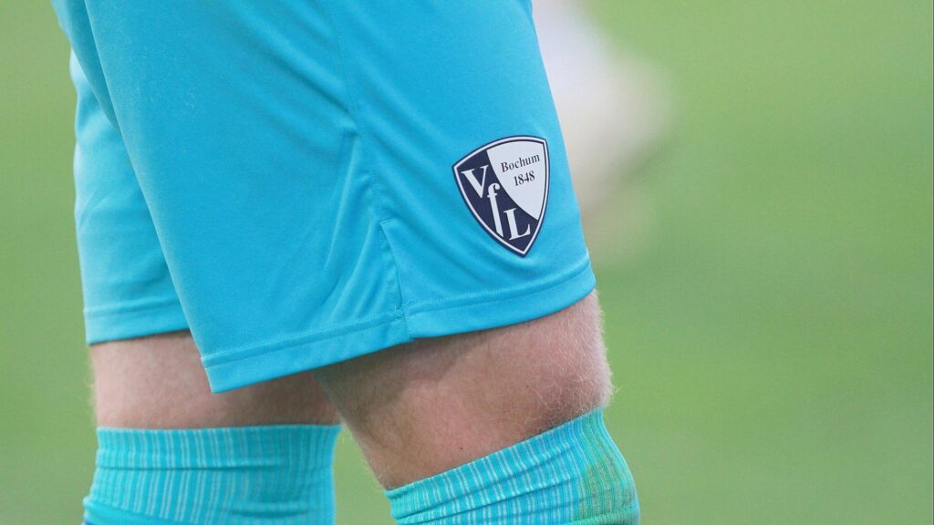 Bochum verlängert Vertrag von Dieter Hecking - bei Klassenerhalt 13 Spieler des VfL Bochum (Archiv)