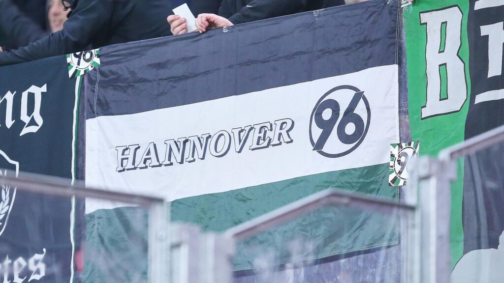Fans von Hannover 96 (Archiv)