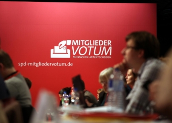 Werbung für SPD-Mitgliederentscheid auf SPD-Parteitag (Archiv)