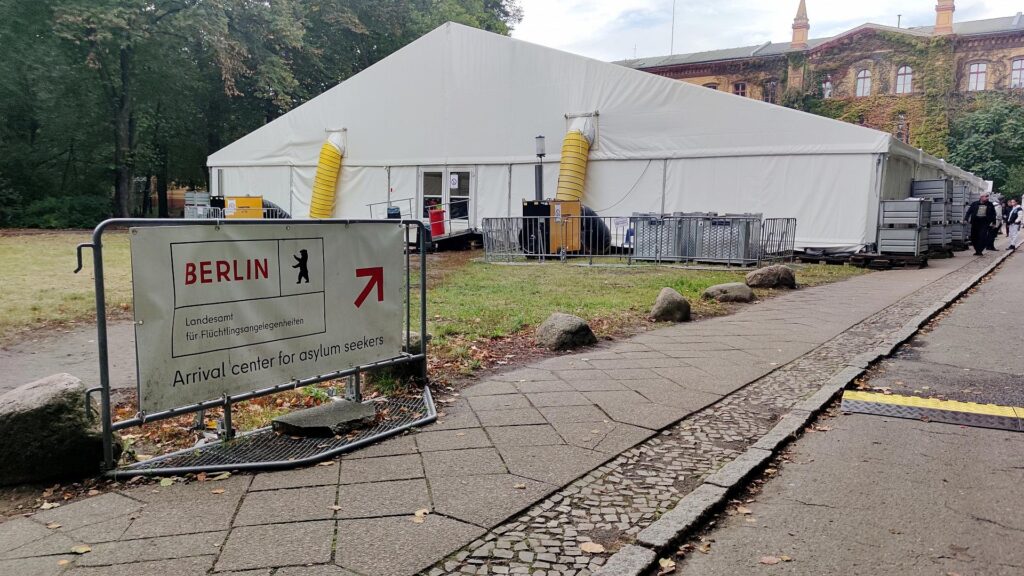 Ankunftszentrum für Flüchtlinge (Archiv)