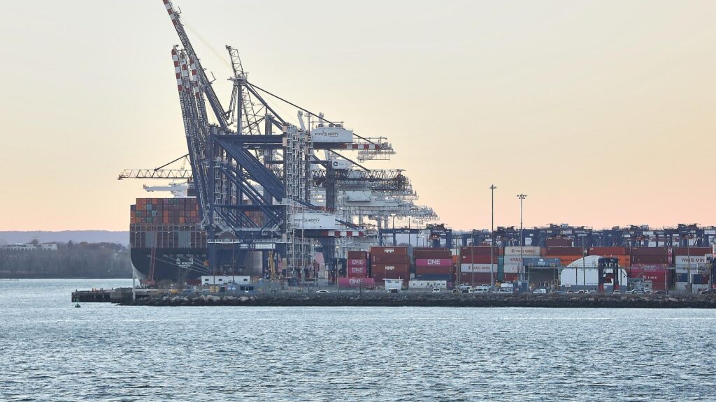 Industrieanlagen (Archiv)