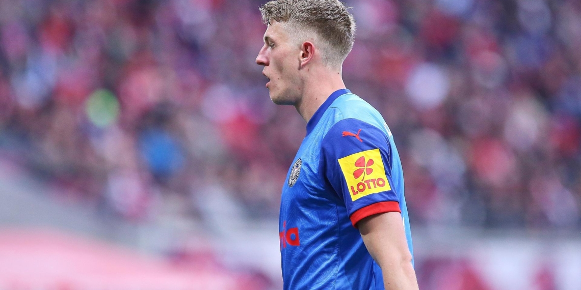 1. Bundesliga: Kiel schöpft in Augsburg neue Hoffnung gegen Abstieg 1 Alexander Bernhardsson (Archiv)