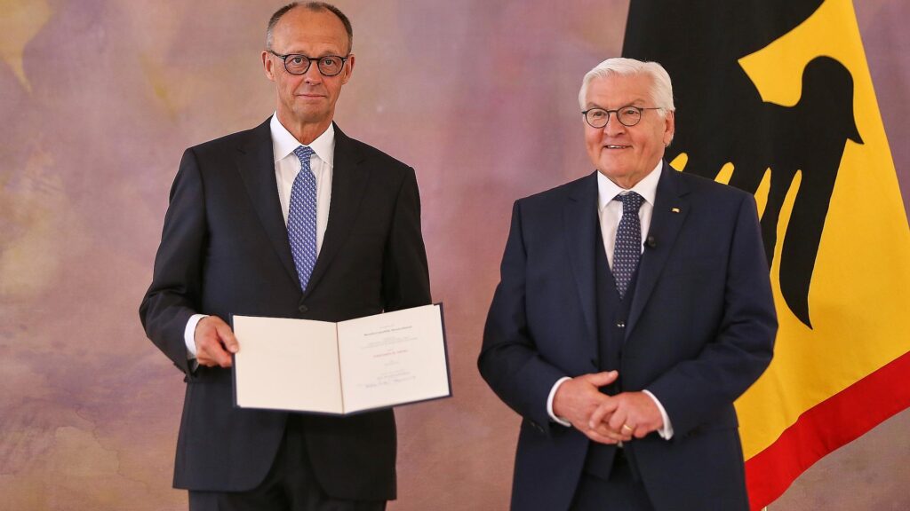 Friedrich Merz und Frank-Walter Steinmeier am 06.05.2025