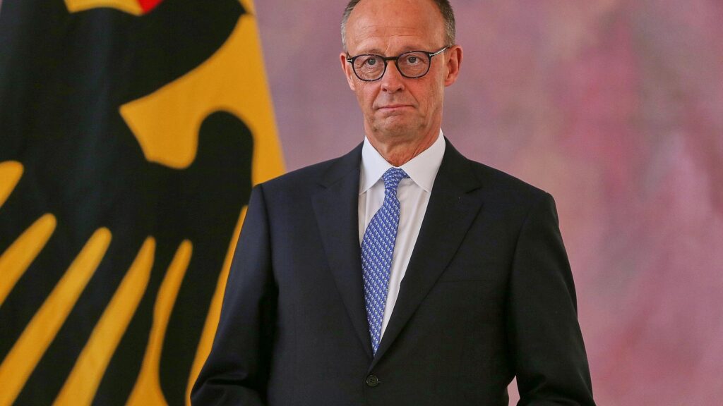 Merz: Grenzkontrollen sollen für EU-Nachbarn "verträglich" sein 13 Friedrich Merz am 06.05.2025