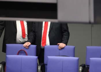 Zwei Bundestagsabgeordnete (Archiv)
