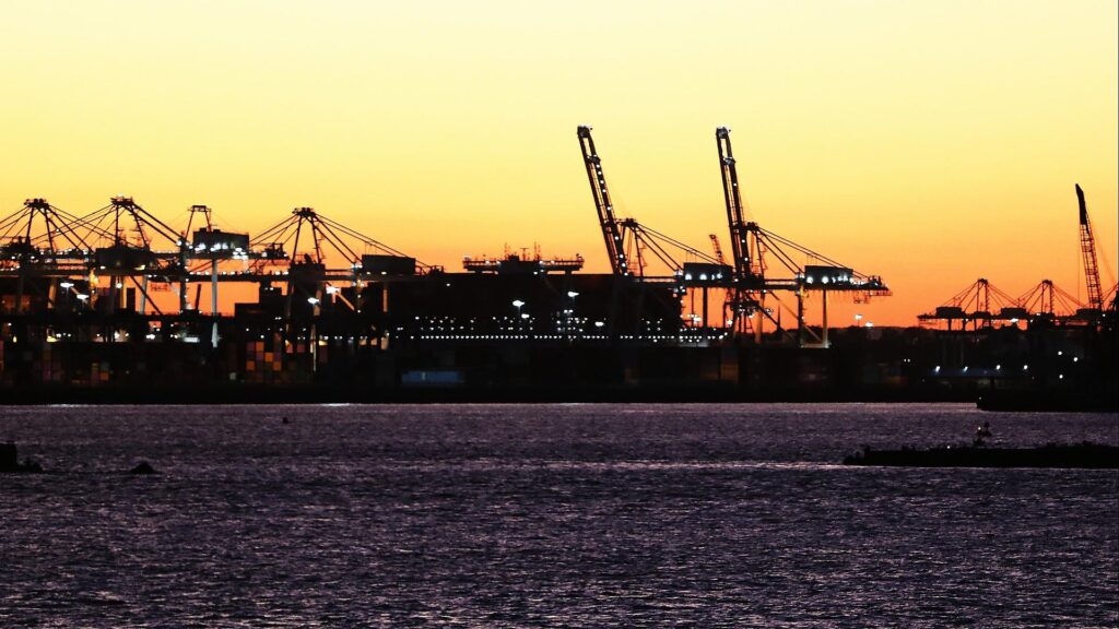 Industrieanlagen (Archiv)