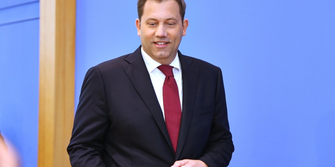 Klingbeil verteidigt Rekord-Neuverschuldung 1 Lars Klingbeil am 24.06.2025