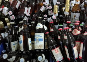Bierflaschen (Archiv)
