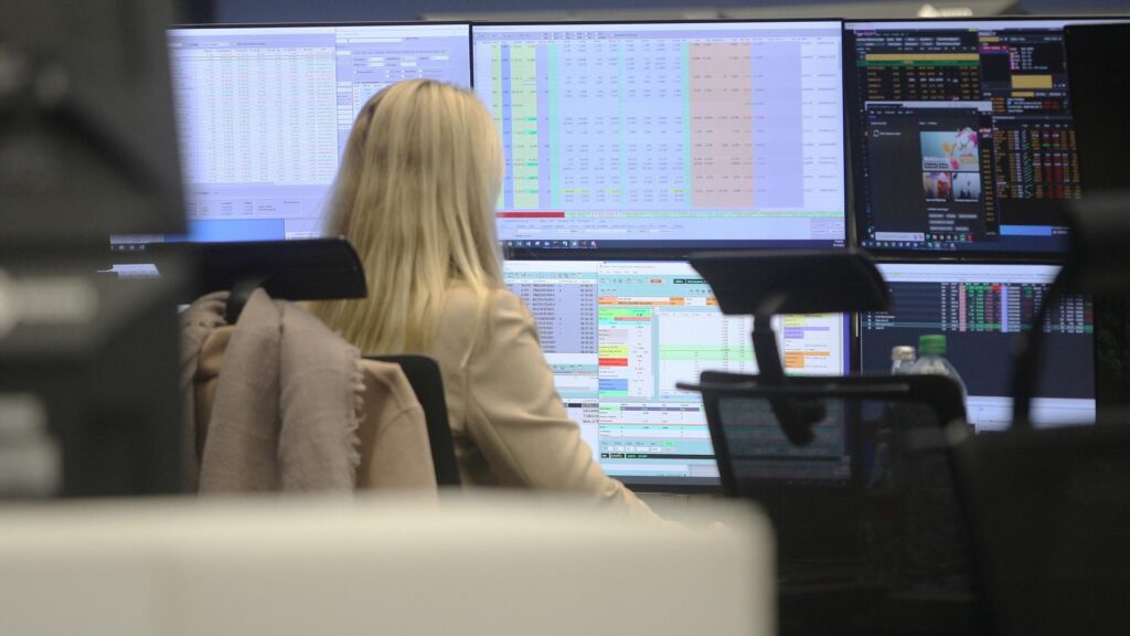 Dax legt zu - Anleger suchen zollresistente Papiere 9 Frankfurter Börse