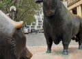 Bulle und Bär auf dem Börsenplatz in Frankfurt am Main