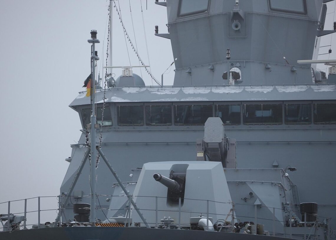 Deutsches Kriegsschiff (Archiv)