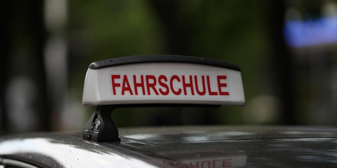 Fahrschule (Archiv)