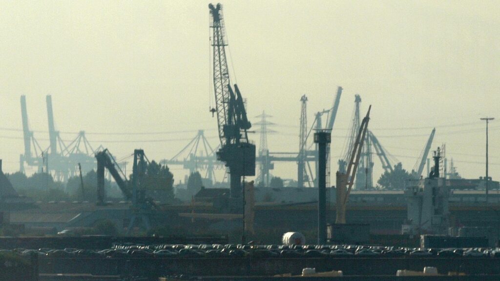 Industrieanlagen (Archiv)