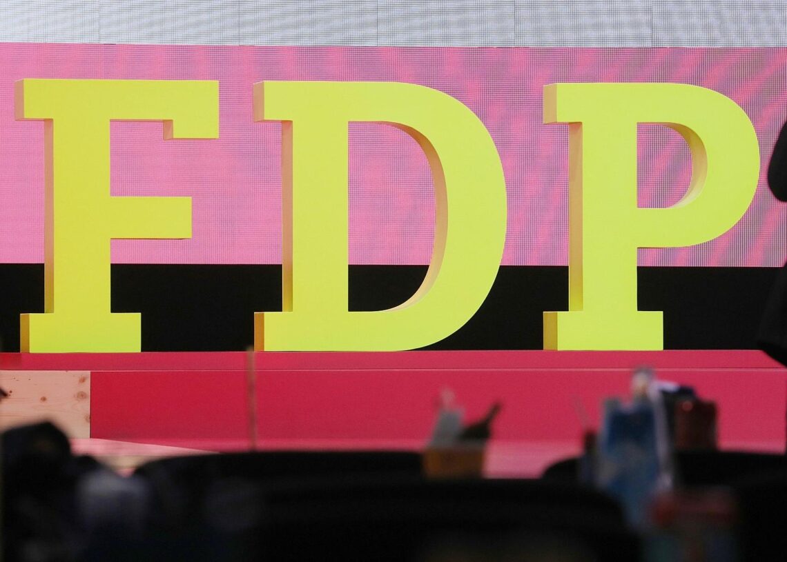 FDP-Logo auf Parteitag (Archiv)