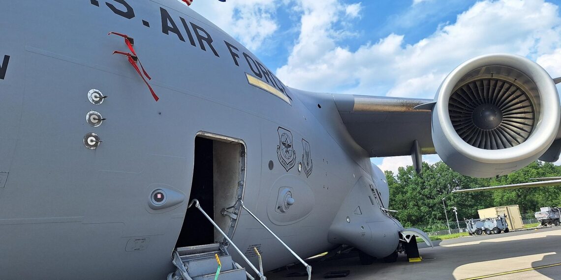 Militärfrachtflugzeug Boeing C-17 Globemaster (Archiv)