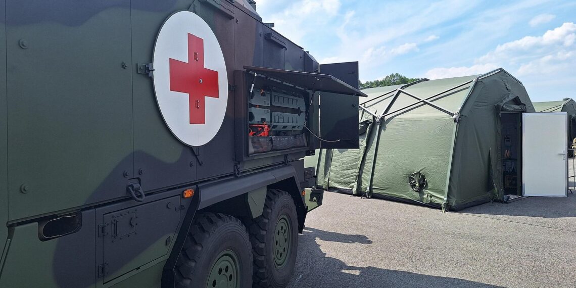 Sanitätsfahrzeug der Bundeswehr (Archiv)