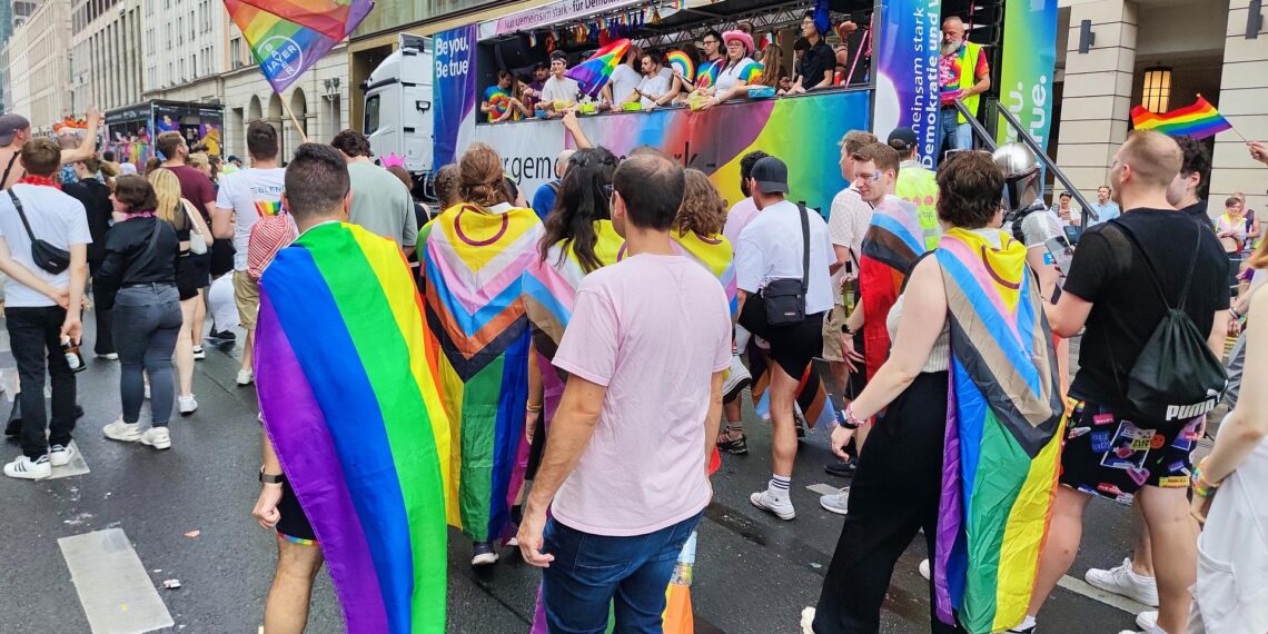 Parade zum Christopher-Street-Day (Archiv)