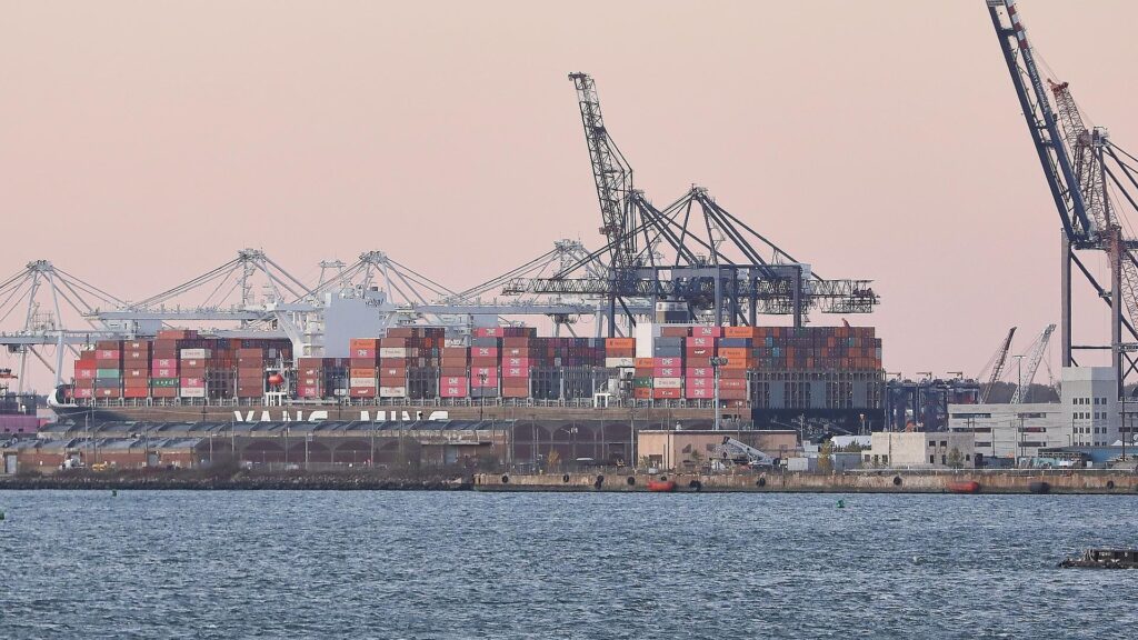 Industrieanlagen (Archiv)