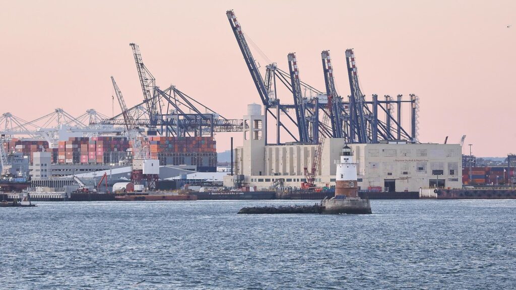 Industrieanlagen (Archiv)