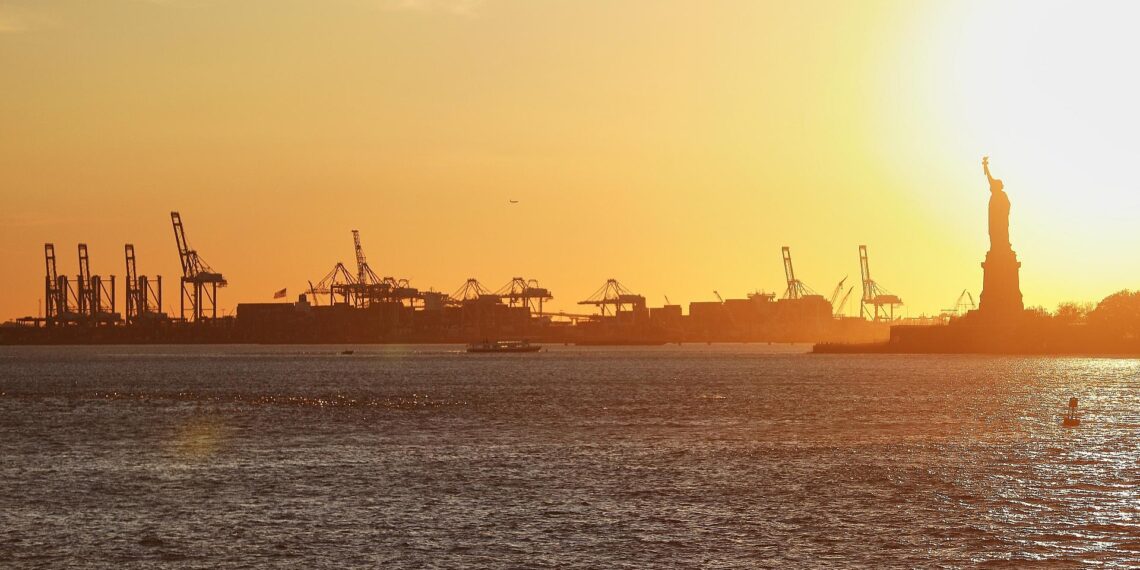 New Yorker Hafen und Freiheitsstatue (Archiv)