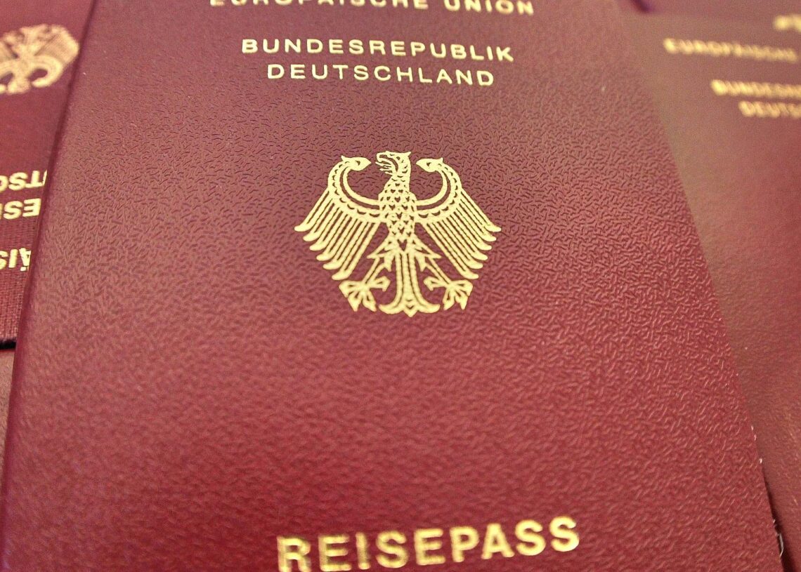 Reisepass (Archiv)