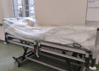 Krankenhausbett (Archiv)