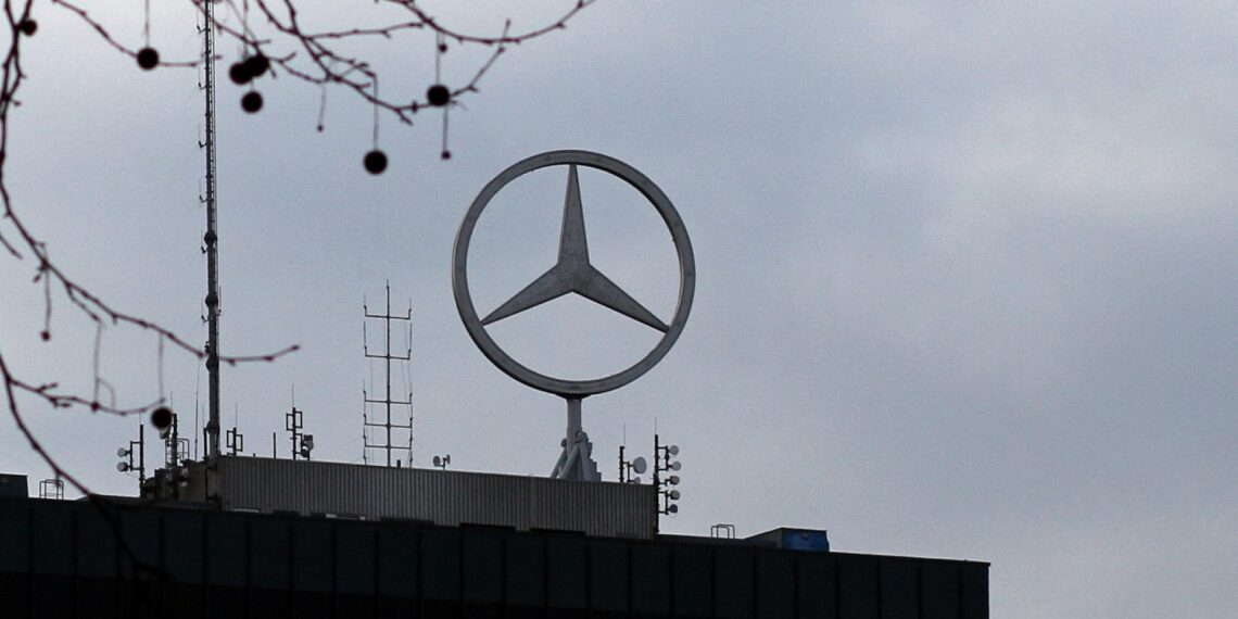 Mercedes-Stern (Archiv)