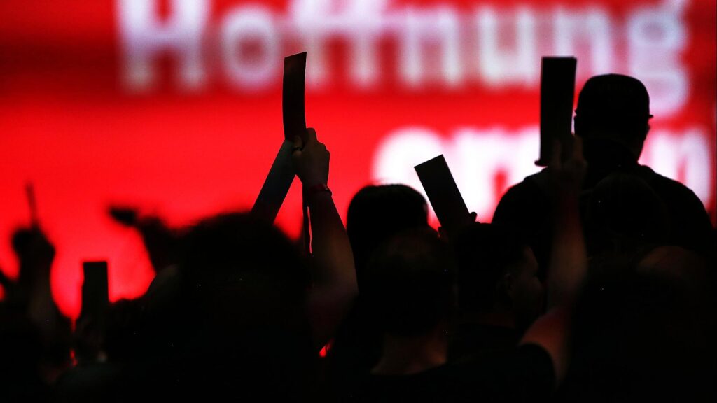 Erstmals seit 1990 dauerhafter Zuwachs an Parteimitgliedern 3 Linken-Parteitag (Archiv)