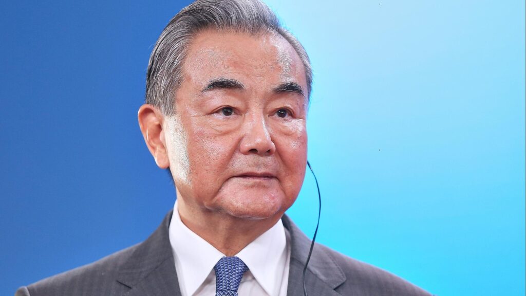 Bundesregierung bestätigt Merz-Treffen mit Chinas Außenminister 9 Wang Yi am 03.07.2025