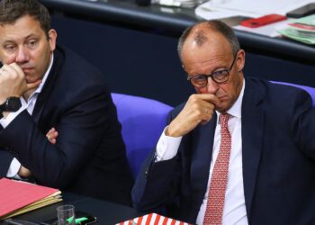 Lars Klingbeil und Friedrich Merz (Archiv)