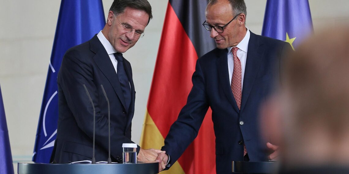 Mark Rutte und Friedrich Merz am 09.07.2025