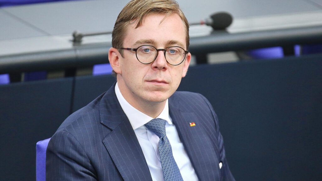 Amthor bekräftigt Zweifel an Brosius-Gersdorf 13 Philipp Amthor am 09.07.2025