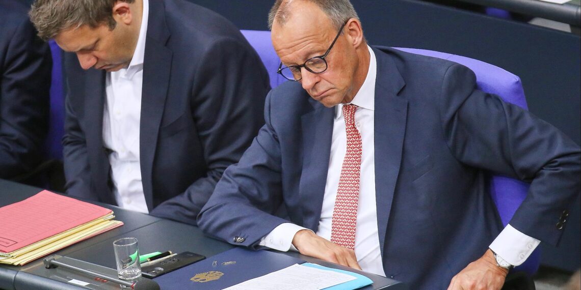 Lars Klingbeil und Friedrich Merz (Archiv)