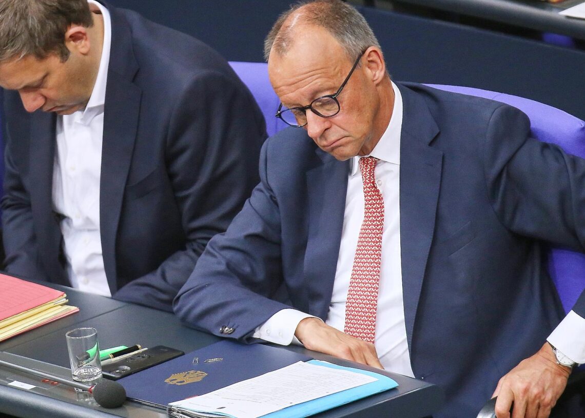 Lars Klingbeil und Friedrich Merz (Archiv)