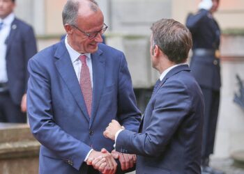 Friedrich Merz und Emmanuel Macron am 23.07.2025
