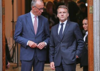 Friedrich Merz und Emmanuel Macron am 23.07.2025