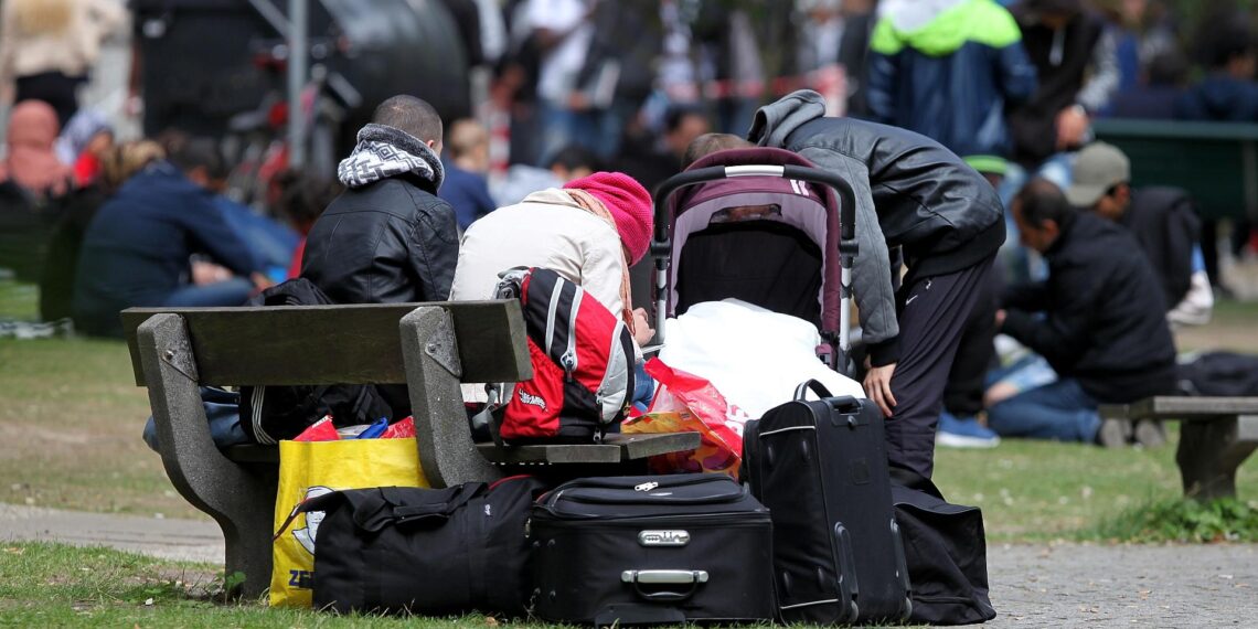 Flüchtlinge an einer Aufnahmestelle (Archiv)