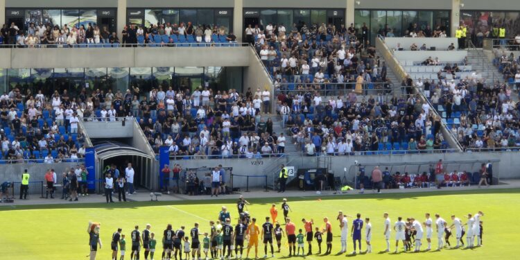 Brünker-Doppelpack bringt Saarbrücken den ersten Heimsieg 2 1. FC Saarbrücken - Viktoria Köln, 3. Liga, 9. August 2025