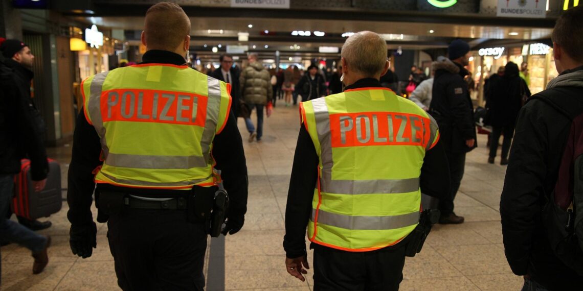 Bundespolizei im Bahnhof (Archiv)