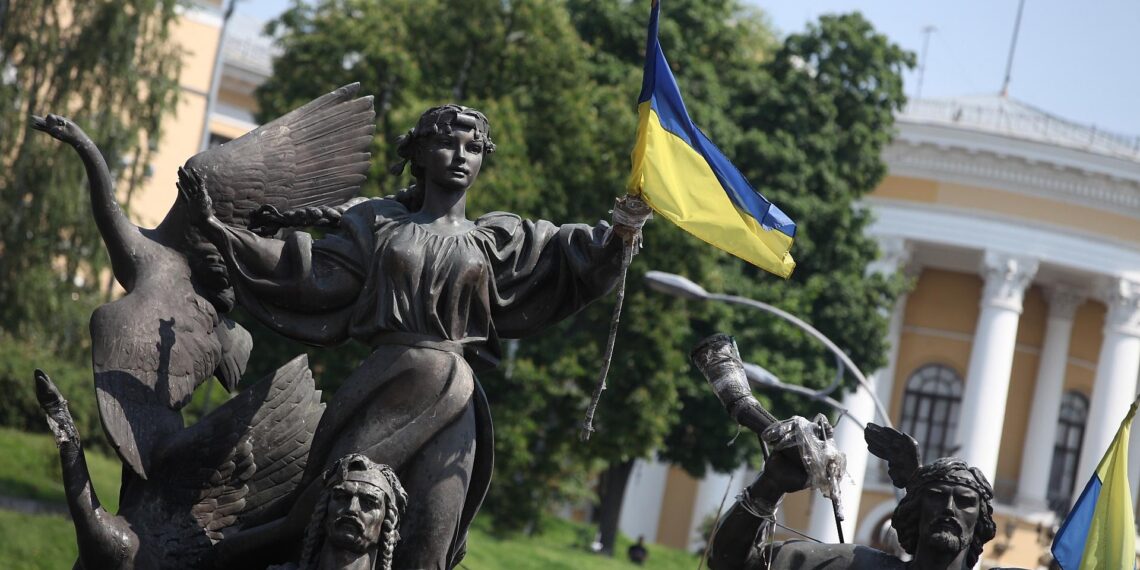 Ukrainische Flagge in Kiew (Archiv)