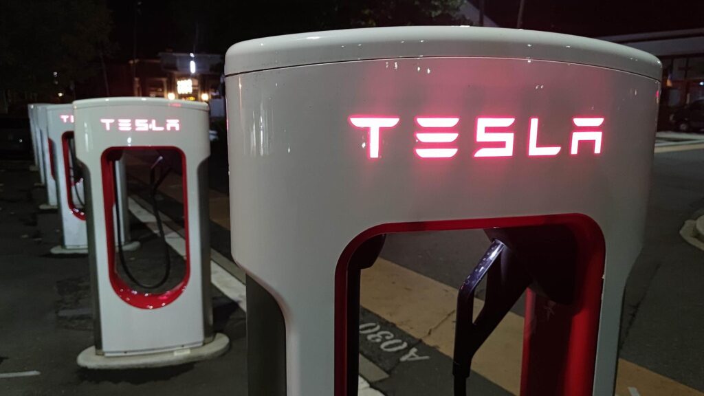 Tesla-Supercharger (Archiv)